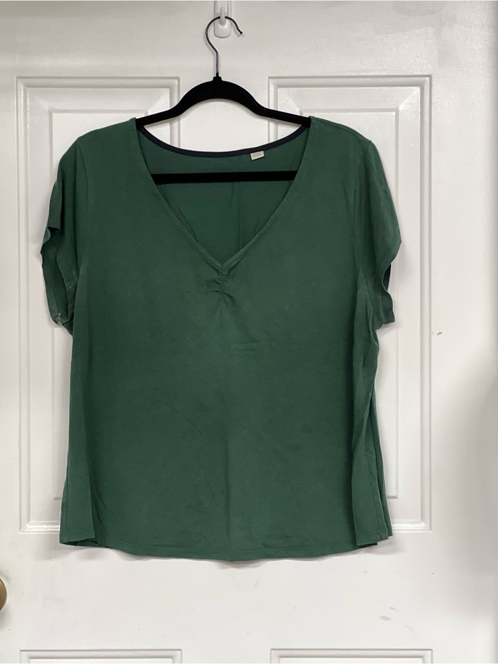 Boden Forest Green V-Neck Short Sleeve Tee